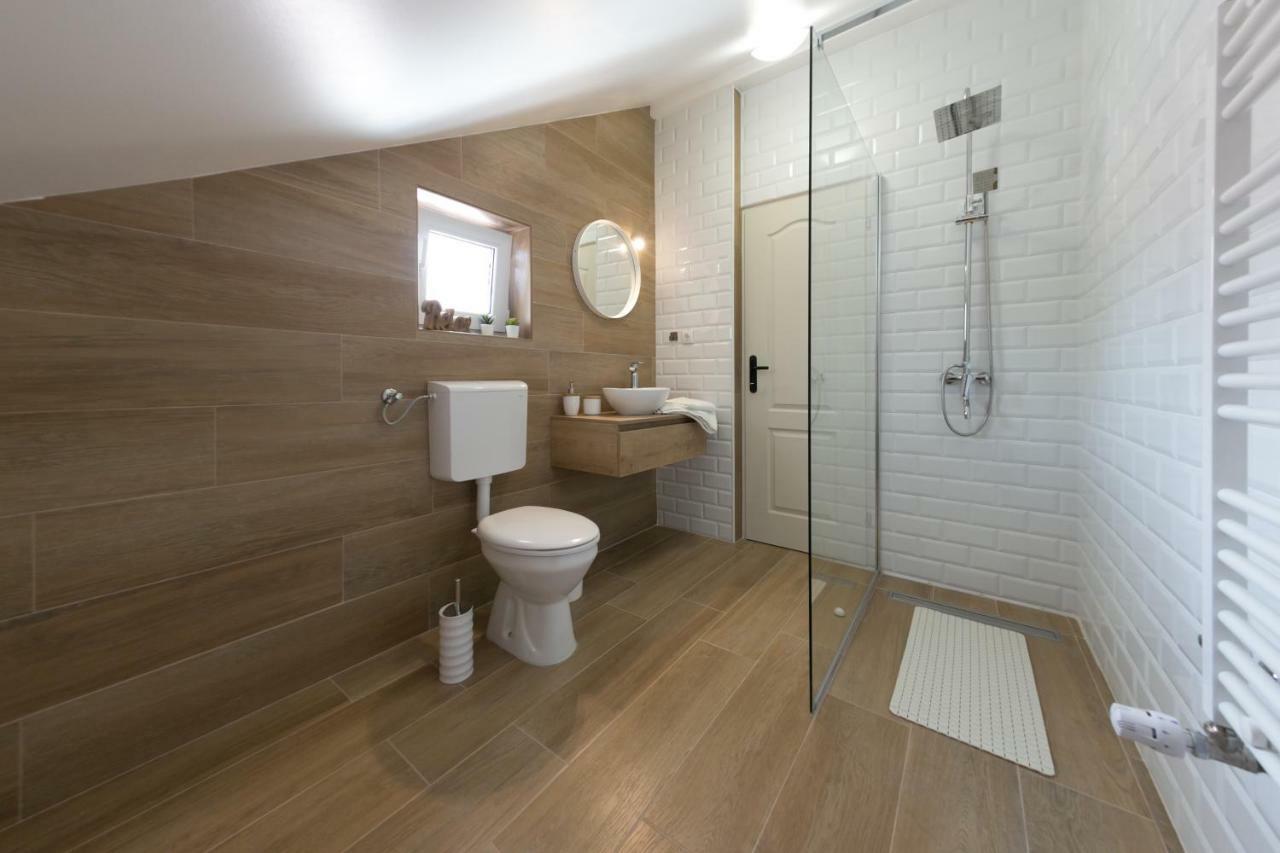 House Smolcic Daire Otočac Dış mekan fotoğraf