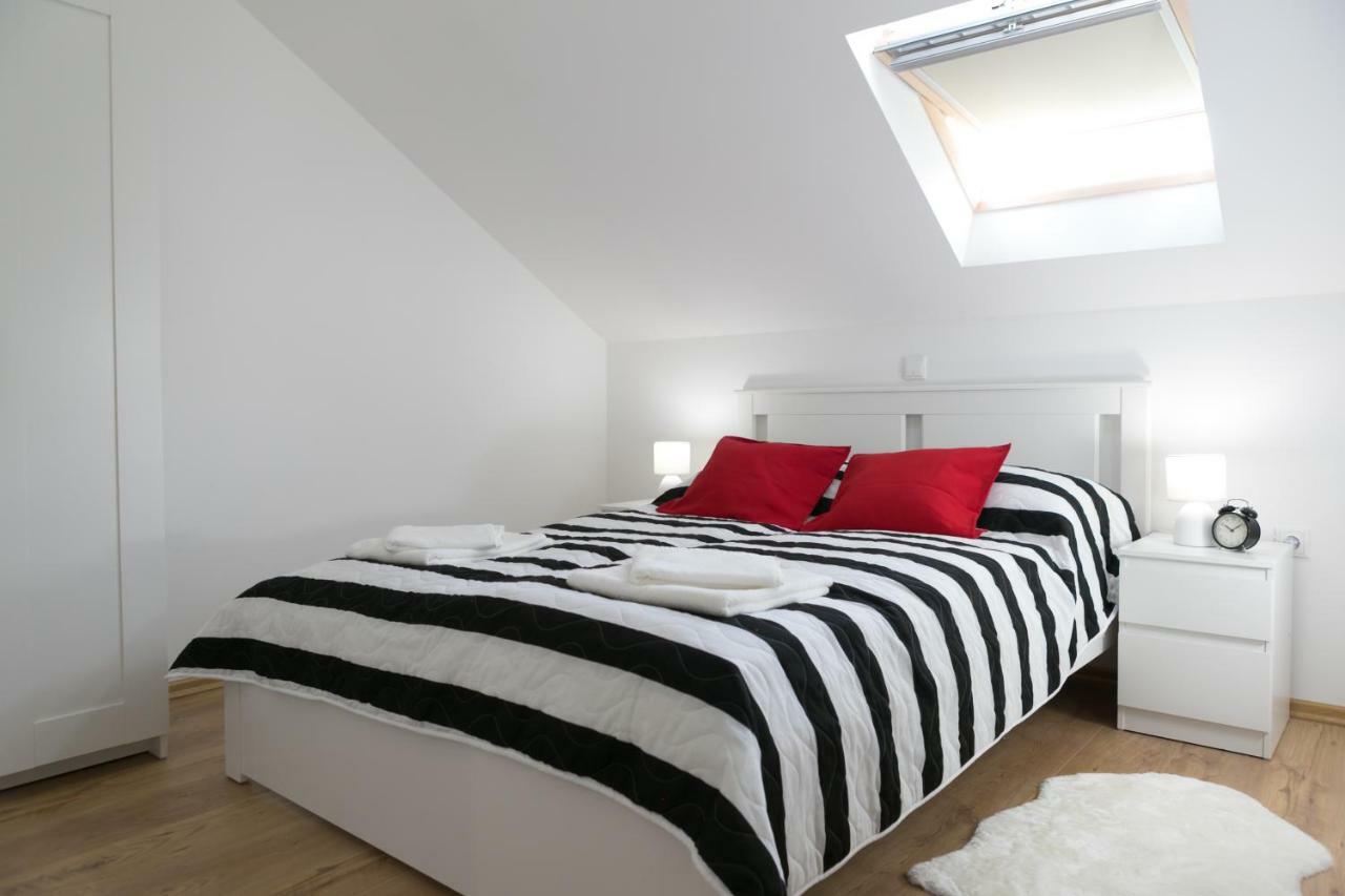 House Smolcic Daire Otočac Dış mekan fotoğraf